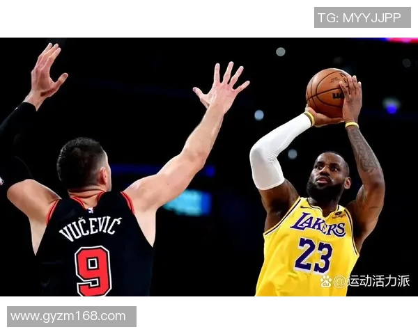 湖人赛场神操作引爆全网热议迅速登顶热搜榜第一位置 湖人赛场神操作引爆全网热议迅速登顶热搜榜第一位置