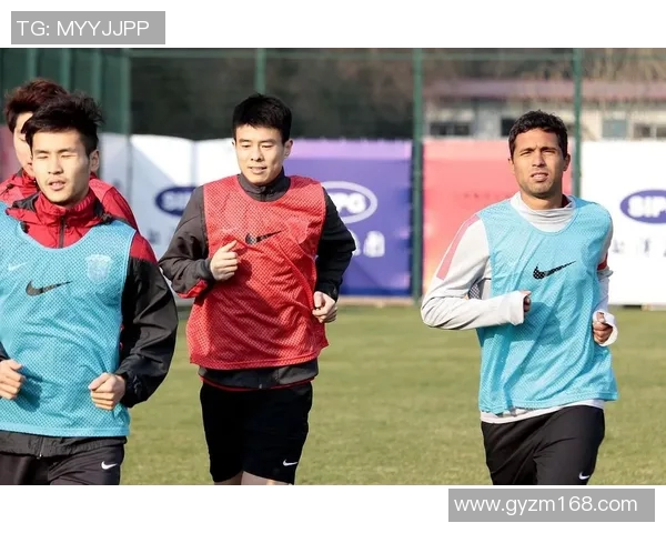 孙兴慜赛场小动作引发热议球迷热议其场上行为与竞技精神争议