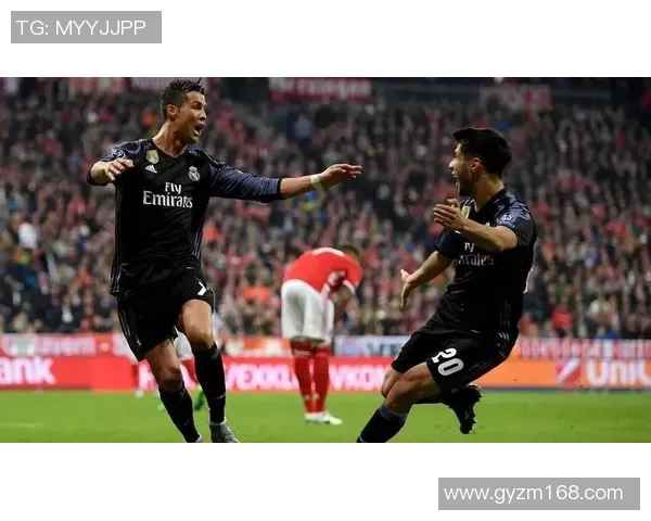 八卦爆料:拜仁被曝与明星传出绯闻 八卦爆料:拜仁被曝与明星传出绯闻